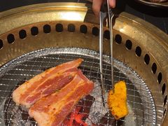 -山川小町·极番烧肉(新地假日广场店)