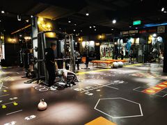 -VLines耀能运动24小时·月付制健身(京广桥店)