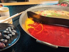 -鹿鸣山草本茶香火锅(园西路店)