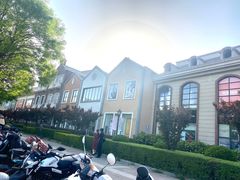 -王府井奥莱临潼小镇(临潼店)