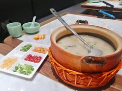 皮蛋瘦肉粥-泰钰丰烤鸭.天津菜(开发区店)