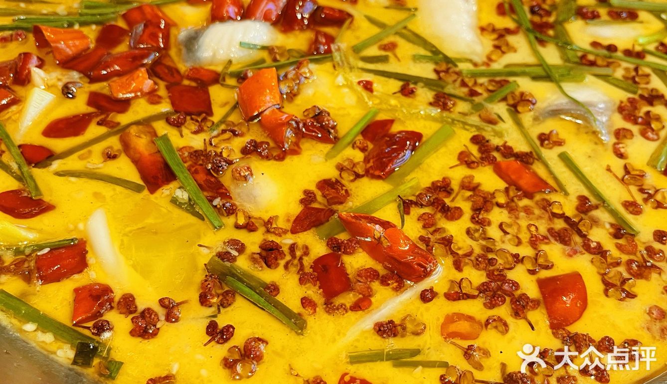 味道真的很绝 环境还可以 弄弄市井气息