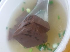 猪血汤-安平依杰拌粉干(广达店)