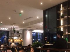 -港丽餐厅(高德置地店)