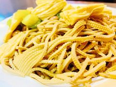 凉拌豆腐丝-马路牙子烧烤音乐酒馆(望京店)