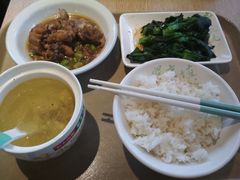 肥西老母鸡汤-老乡鸡(上海世纪大都会店)