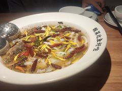 老坛子酸菜鱼-太二酸菜鱼(正大广场店)