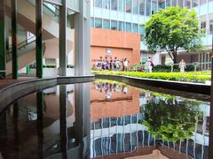 -香港大学