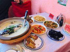 板栗烧鸡-天乐农家鱼头王(天目湖店)