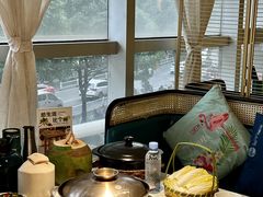 -三个椰子·现砍椰子鸡(金源CBD店)