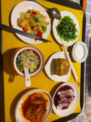 -月之旅·尊 高端月子会所(科馨别墅一店)