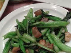 生炒广东菜心-粤仔湾砂锅粥(广益哥伦布店)