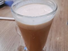 咸蛋黄芝士奶盖茶-必胜客(上海新南方商城PH店)