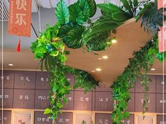 -必胜客(WOW昙华林店)