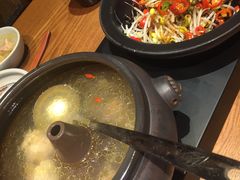 -云海肴·汽锅鸡·云南菜(天山百盛优客店)