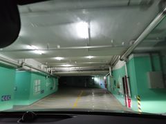 入口-金地广场-地下停车场