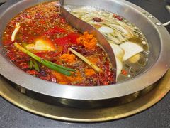 -沸炉重庆老火锅(军事博物馆店)