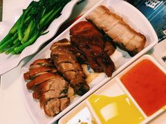 -新大咀港式茶餐厅(宝山万达店)