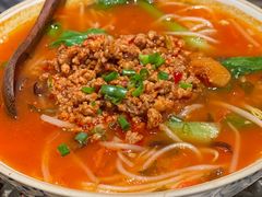 -粉八·云南米线·建水烧烤(常熟路店)