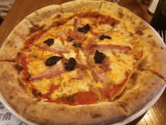 猪肉黑松露披萨-La Tavernetta(Bar à Vin)(乌鲁木齐路店)