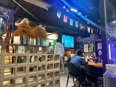 -京狮炙燥·精酿烧烤(首经贸店)