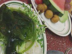 -四囍码头海鲜烧烤自助火锅(外滩南京东路悦荟广场店)