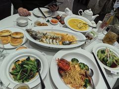 -万龙洲海鲜(大兴绿地缤纷城店)