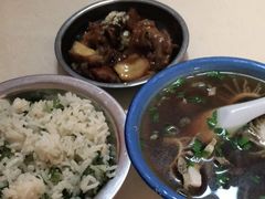 -炬龙牛肉店(新华店)