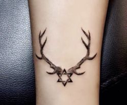 -刺客纹画纹身·洗纹身·穿孔饰品