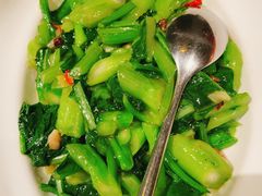 腊肉丁炒青菜-兰菊私厨