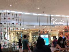 -VENCHI 闻绮(广州太古汇店)