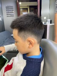 -藤野造型烫发染发