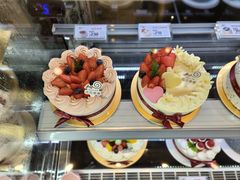 -花花卷卷·鲜食蛋糕(静安久光百货店)