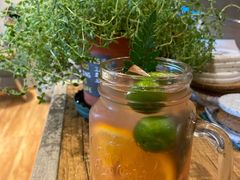 -ZING COFFEE 镜咖啡