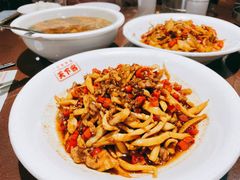 鱿鱼炒肉丝-天下客饭店(中山路店)