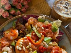 虾仁牛油果沙拉-RAC BAR(安福路店)