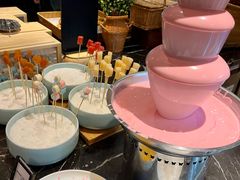 -广州万富希尔顿酒店·感趣自助餐厅·金秋蟹宴生蚝海鲜刺身