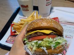-The Habit Burger Grill 哈比特汉堡(复兴soho店)