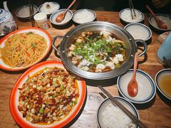 -泥糊破店小酒馆·团建聚餐(南京西路店)