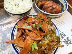 张飞扒肉-張飛扒肉•四代传承(中央大街店)