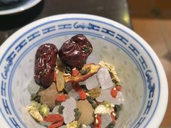 -巴四老城区炭火蛙锅(张江店)