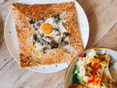 鸡蛋蘑菇熏肉荞麦可丽饼-RAC BAR(安福路店)