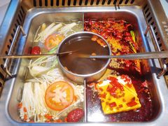 潮货鸳鸯锅-雾都渣渣火锅(南城智汇城店)