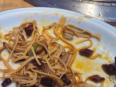 -山河屯铁锅炖·非遗铁锅炖(华强北店)