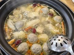 -濠轩阁特色生蚝火锅(水湾路店)