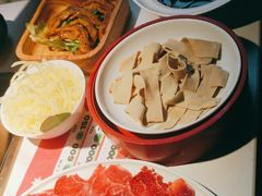 -九鼎轩脆毛肚火锅(南京东路店)