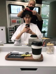 -变画·发型STUDIO