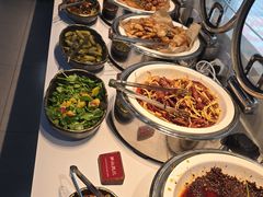 -魁牛·潮汕牛肉自助火锅(沈辽路万达店)