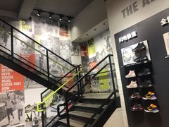 -NIKE品牌体验店(北京蓝色港湾店)