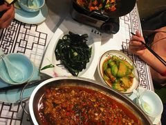 -丹江口渔村·湘味厨房(桃园店)
